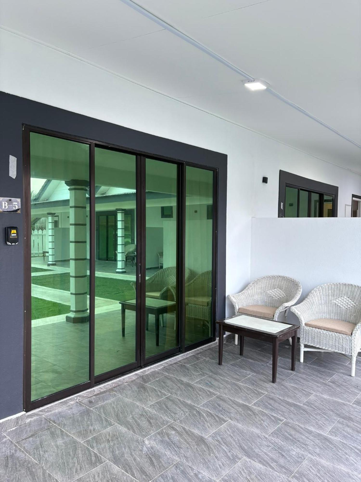 Eleven25 Roomstay Dungun Ngoại thất bức ảnh